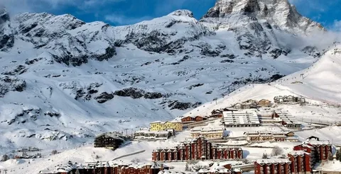 Оперативно и удобно: доставка лыж и сноубордов в Италию